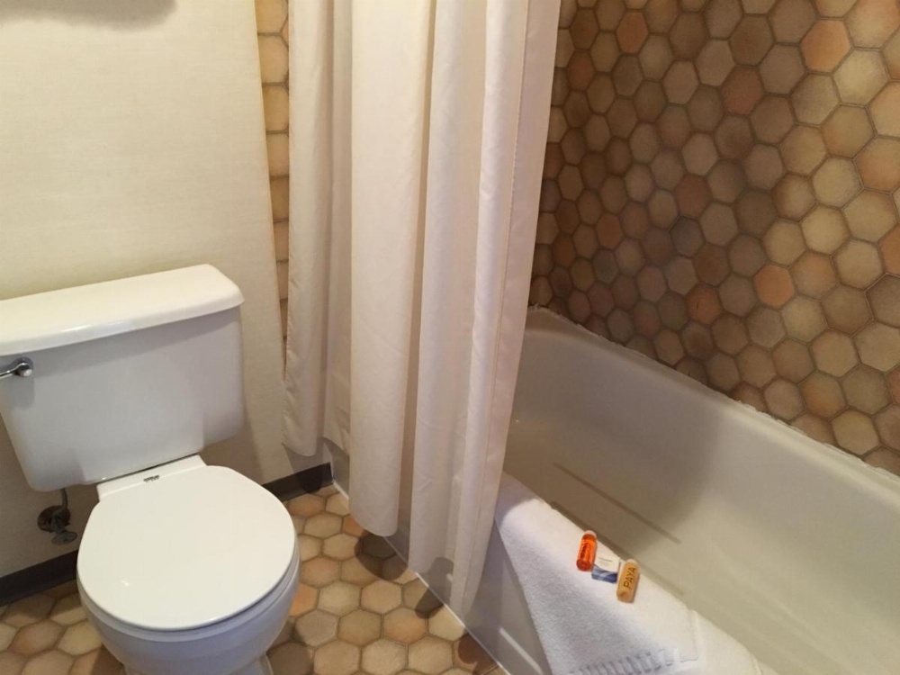 Timber Lodge Inn Image 14